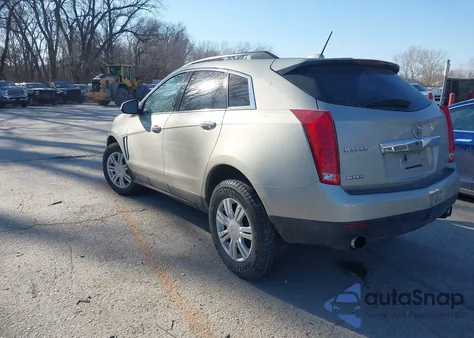 2016 Cadillac Srx Standard z USA, uszkodzony, nr VIN 3GYFNAE33GS569684